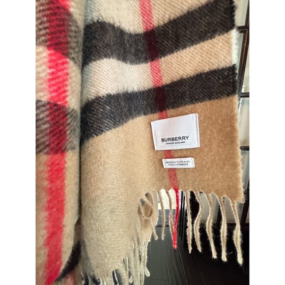 BURBERRY Giant Check Cashmere scarf  Archive Beige Color - Picture 6 of 6